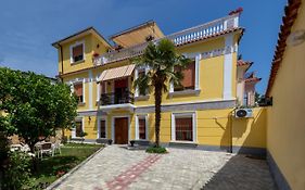 Villa Palma Center